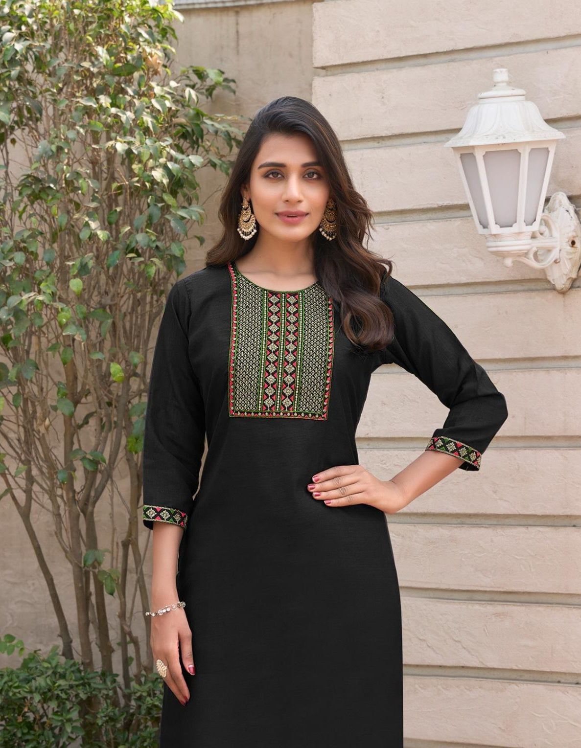 Stylish Black Kurti – Perfect for Casual & Traditional Look